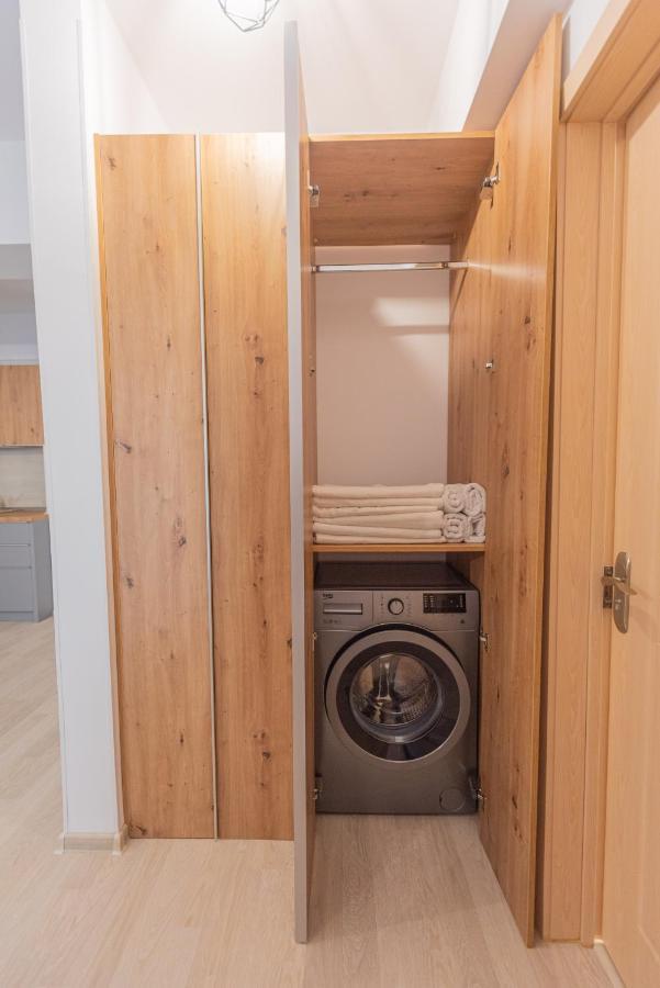 Mamaia Moonlight Apartment Екстериор снимка